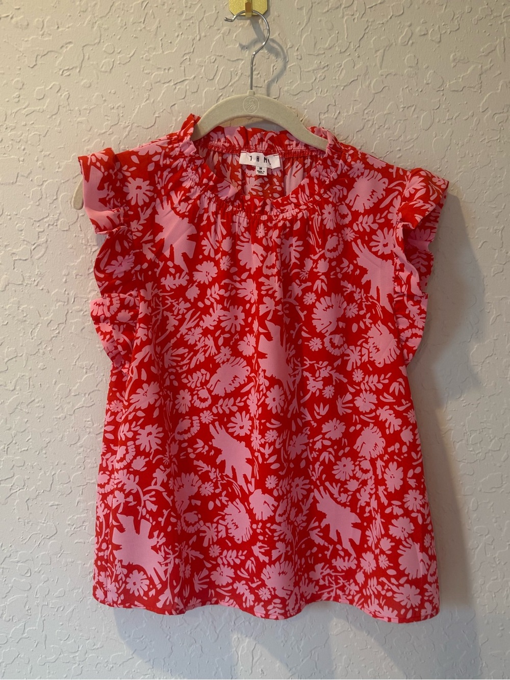 THML Red & Pink Floral Flutter Sleeve Top - Size Medium
